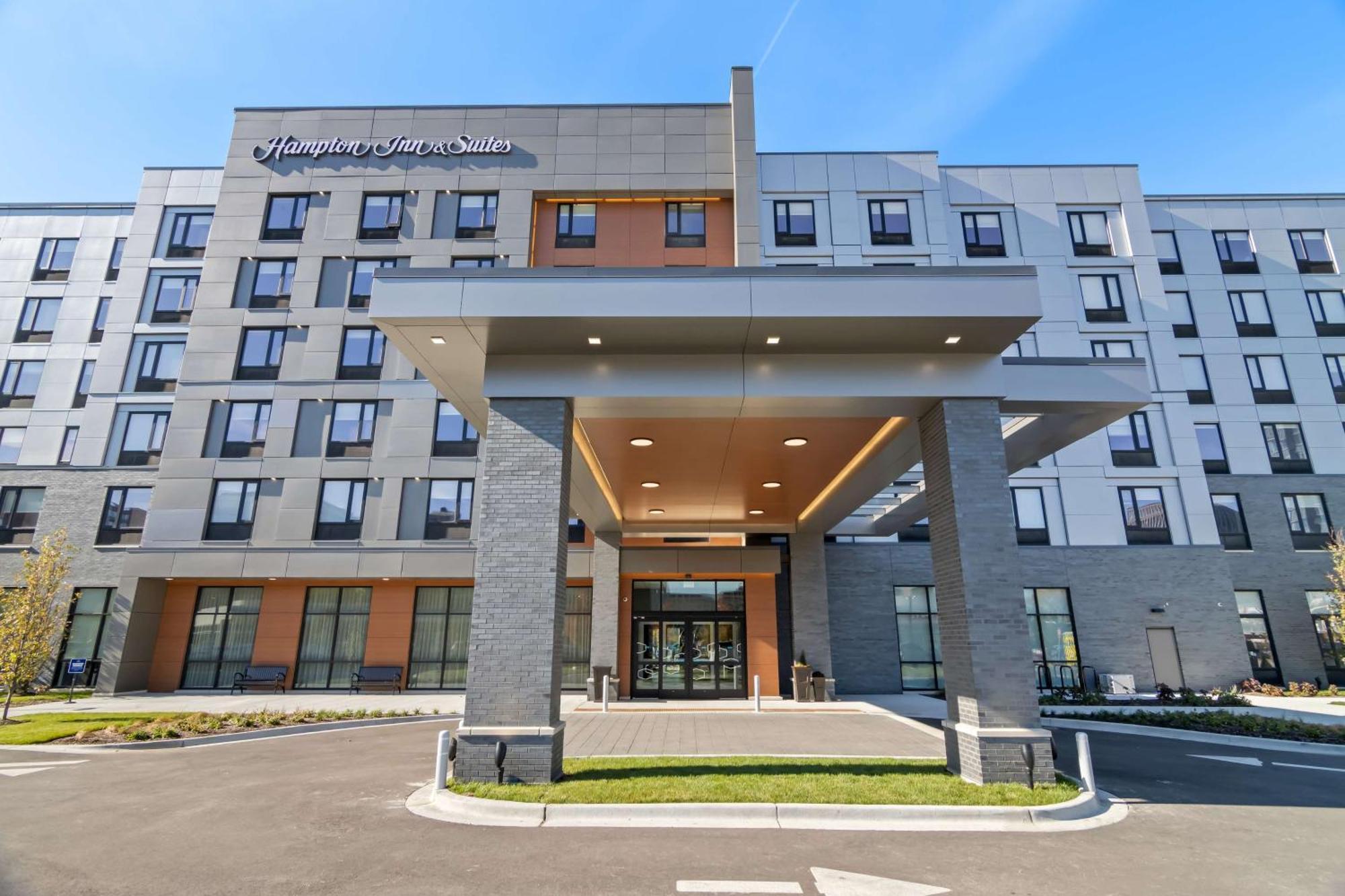 Hampton Inn & Suites Chicago Medical District Uic Dış mekan fotoğraf