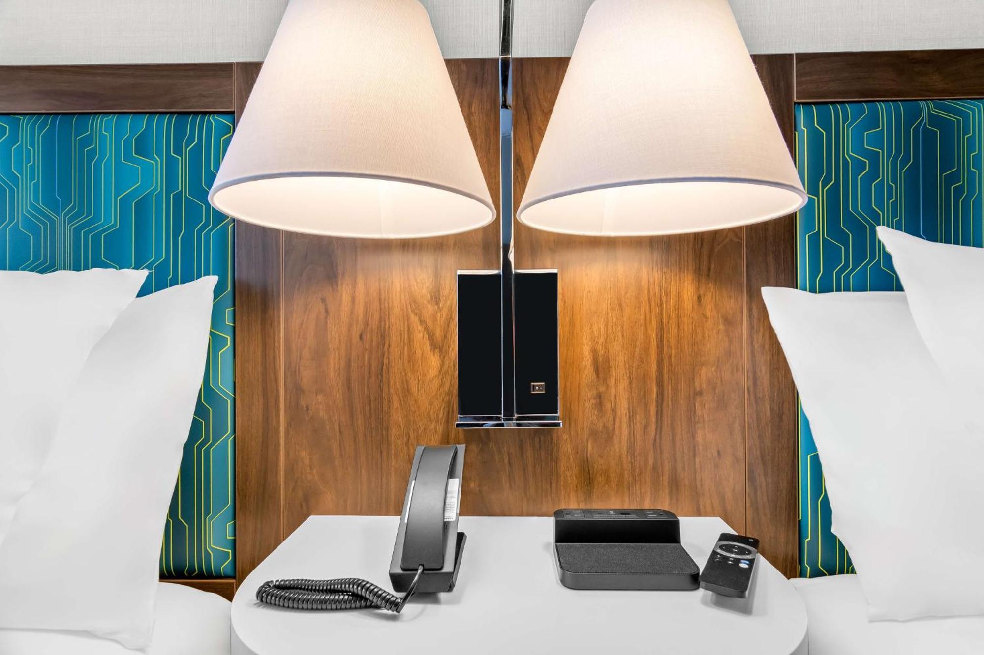 Hampton Inn & Suites Chicago Medical District Uic Dış mekan fotoğraf
